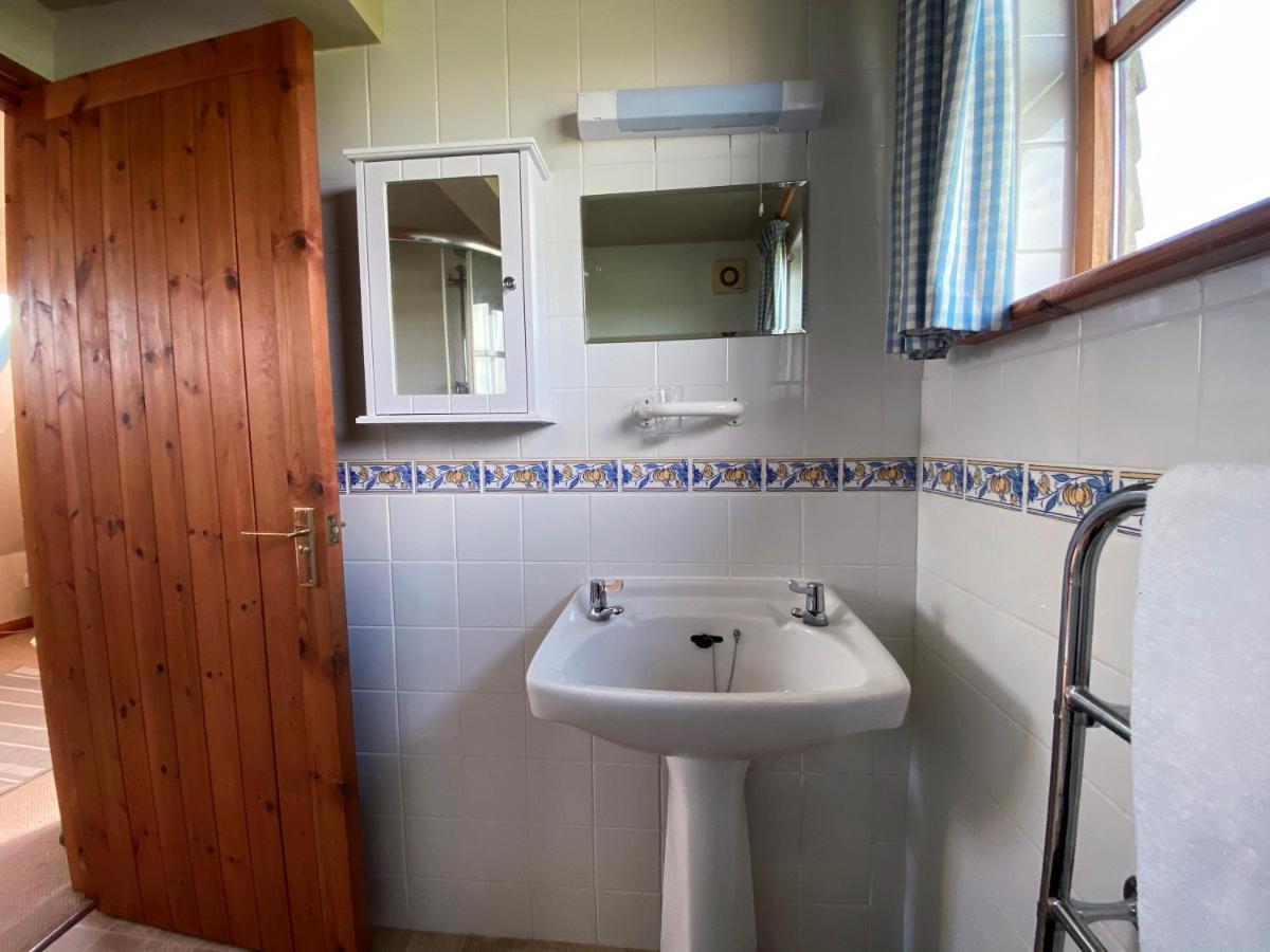 The Rose Cottage Inn Selmeston Bagian luar foto