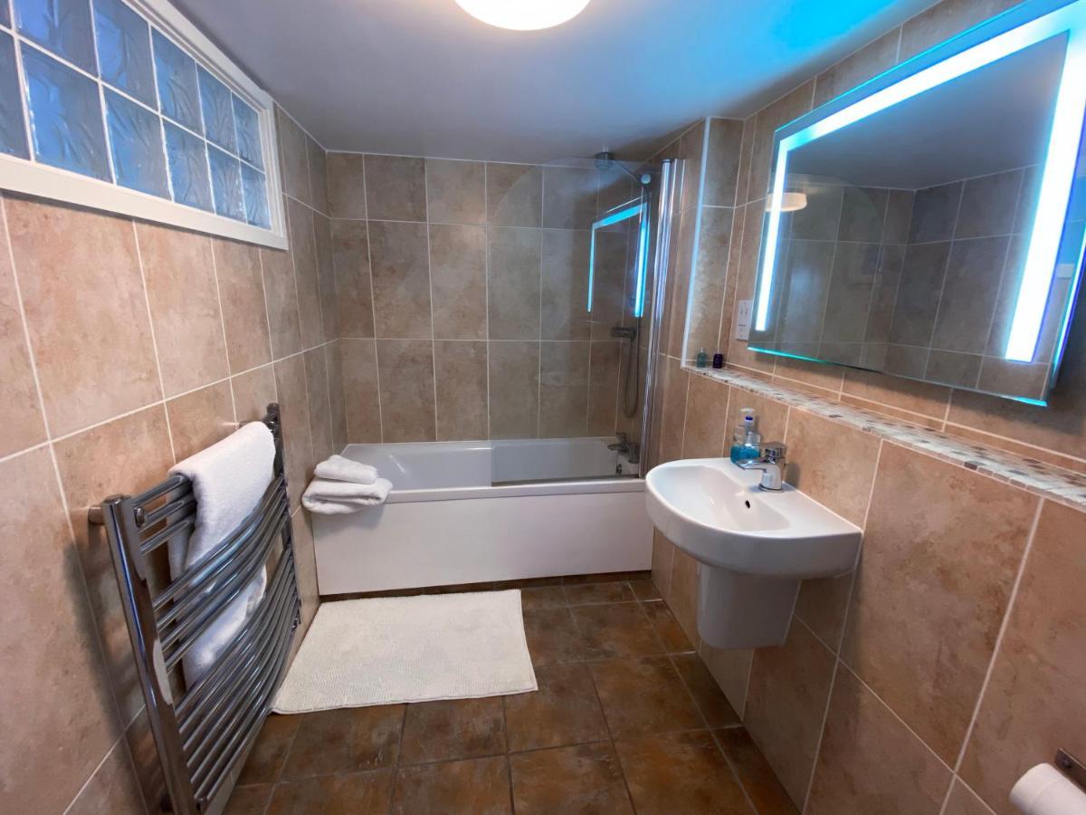The Rose Cottage Inn Selmeston Bagian luar foto